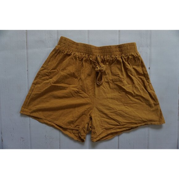 SHEIN Pants - Shein Women's Mustard Yellow Shorts – Size L
